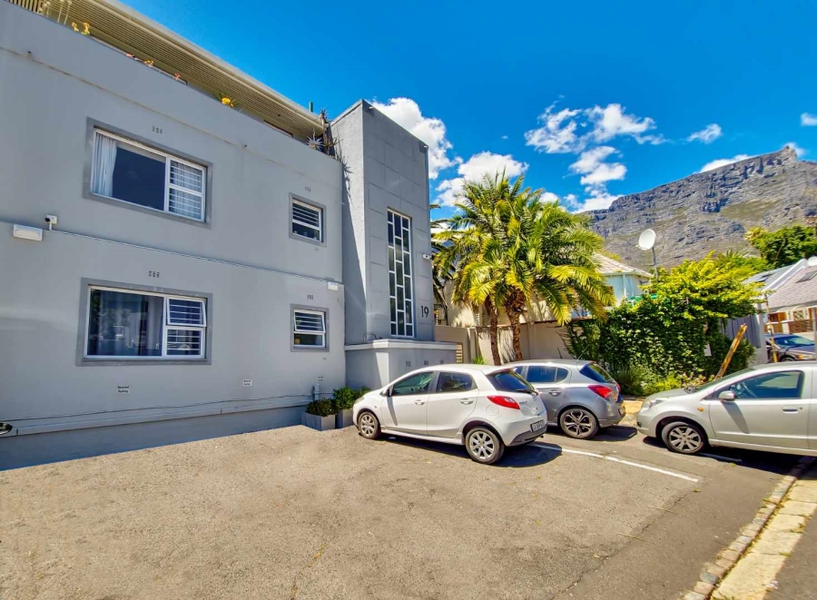 To Let 2 Bedroom Property for Rent in Oranjezicht Western Cape